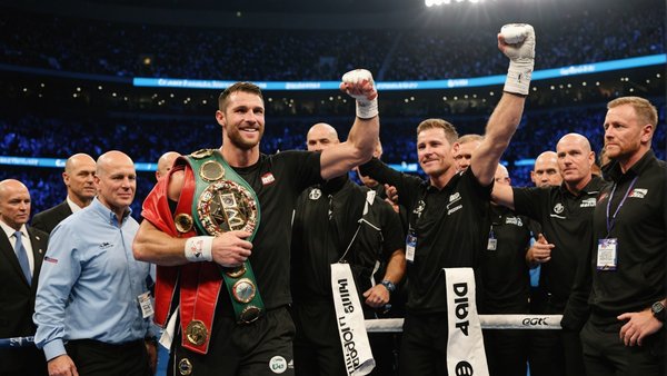 Le Retour Triomphal du Champion après sa Grave Blessure