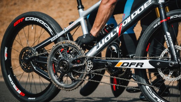 Comment maintenir et réparer son vélo de course